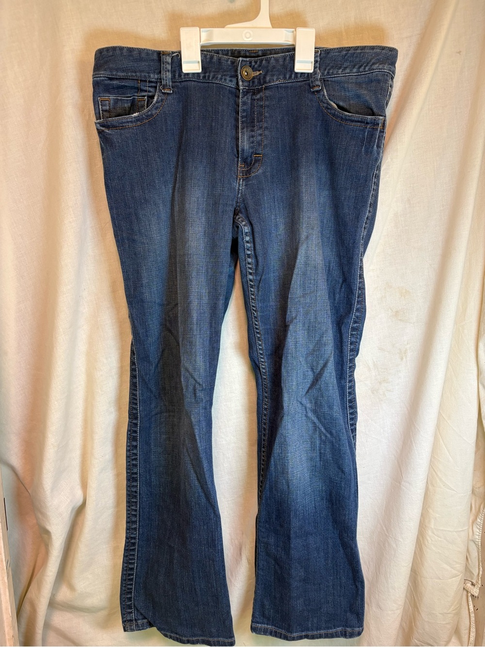 Calvin Klein Bootcut Jeans Women’s 14 Medium Wash Button Back Pockets
